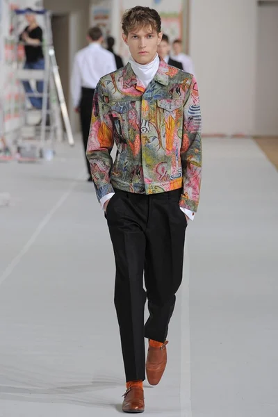 Look 34